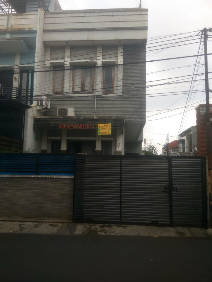 Rumah 3 Lantai di Jual Daerah Mandala Jakarta Barat